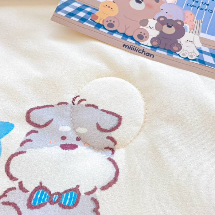 91家纺网 家纺一手货源 找家纺 金爱家2025新款A类高品质正版授权miiiiichan可爱卡通狗狗白熊女孩牛奶丝针织棉夏被 针织棉miiiiichan-星星狗狗