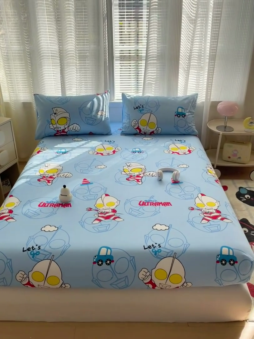 91家纺网 家纺一手货源 找家纺 名兮家居 2025新款正版授权经典奥特曼-三丽鸥全棉印花床笠 奥特兄弟