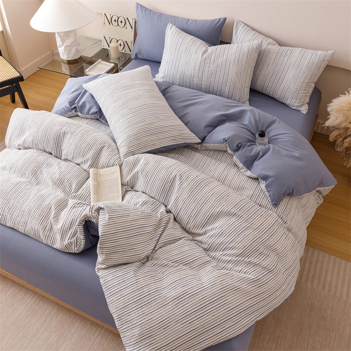 91家纺网 家纺一手货源 找家纺 忆生活家纺 2025新款全棉三层纱色织大提花条纹款四件套 初恋-宝石蓝