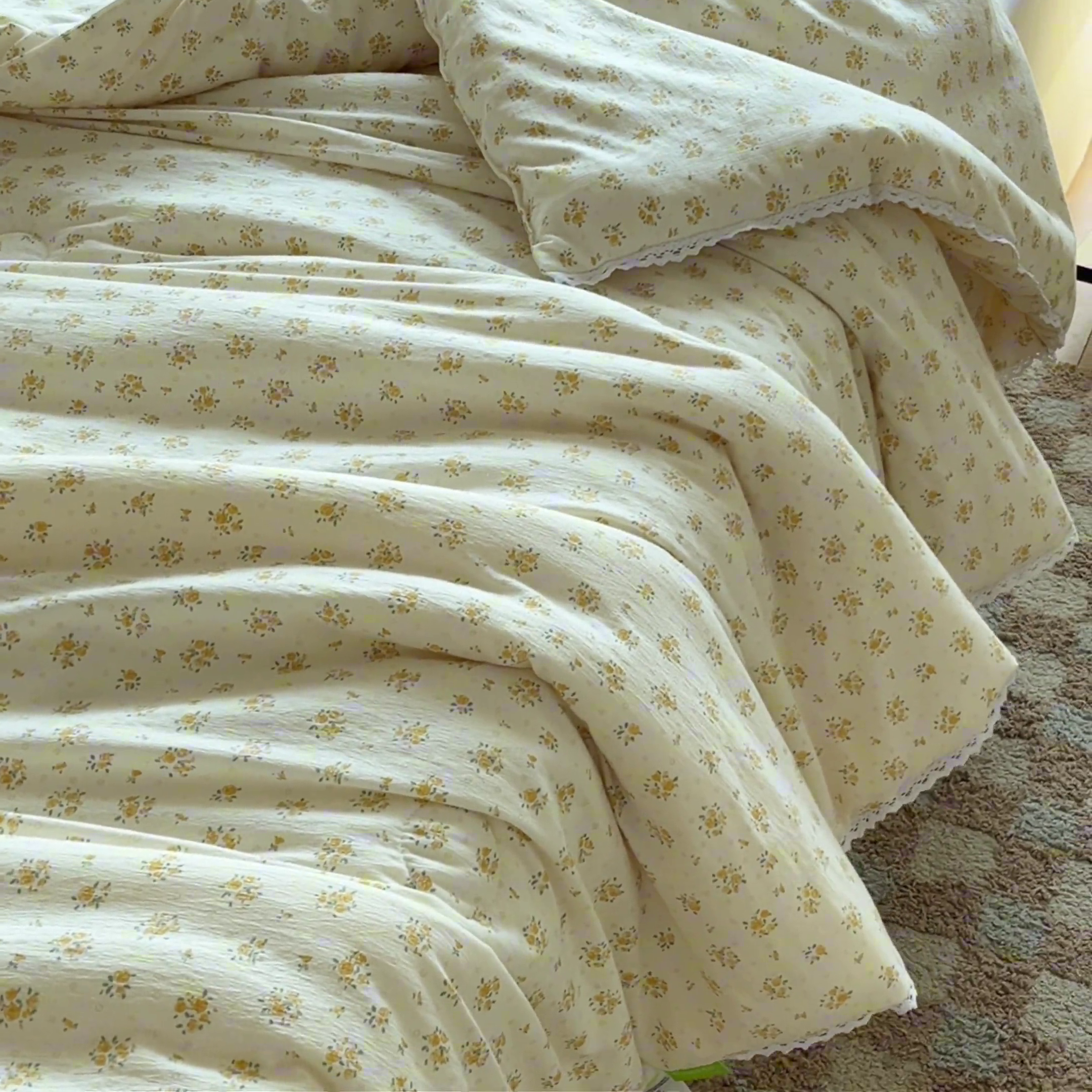 91家纺网 家纺一手货源 找家纺 创优  2025新款有氧双层纱小清新印花小花边夏被夏凉被可机洗空调被子被芯 橘子海