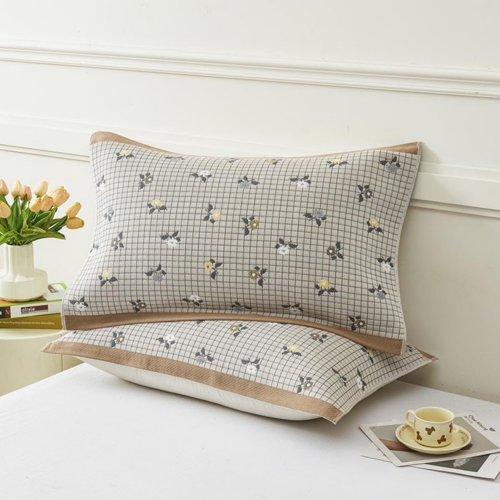 91家纺网 家纺一手货源 找家纺 2025新款纯棉加厚精梳棉纱布枕巾 花韵-浅咖 52*78cm/对