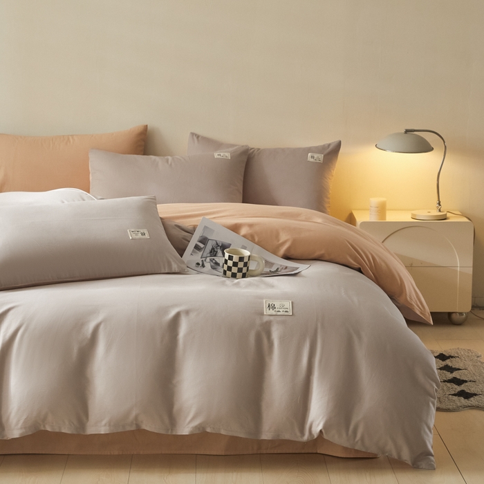 91家纺网 家纺一手货源 找家纺 莱通家纺 2025新款纯色双拼四件套 山灰+卡其