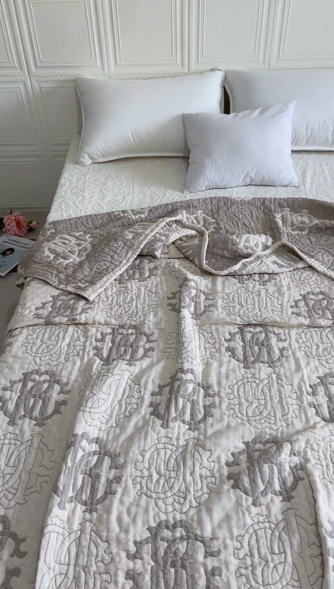 91家纺网 家纺一手货源 找家纺 卡奥家纺 2025新款水洗全棉四层纱盖毯毛巾被夏凉被  围城-咖