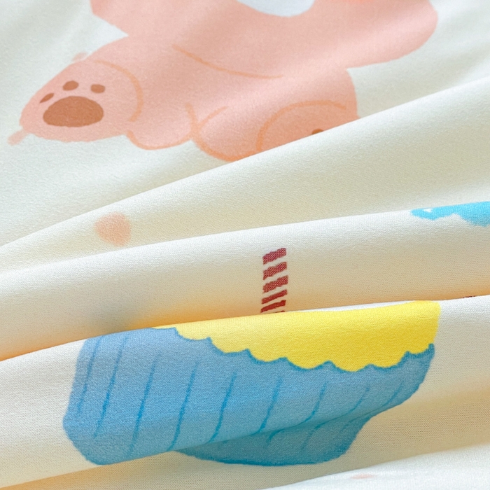 91家纺网 家纺一手货源 找家纺 金爱家2025新款A类高品质正版授权miiiiichan可爱卡通狗狗白熊女孩牛奶丝针织棉夏被 针织棉miiiiichan-A甜甜棕