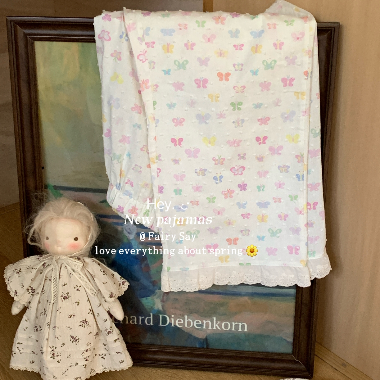 91家纺网 家纺一手货源 找家纺 （总）妍景家居生活馆 2025新款草莓兔棉纱睡衣套装