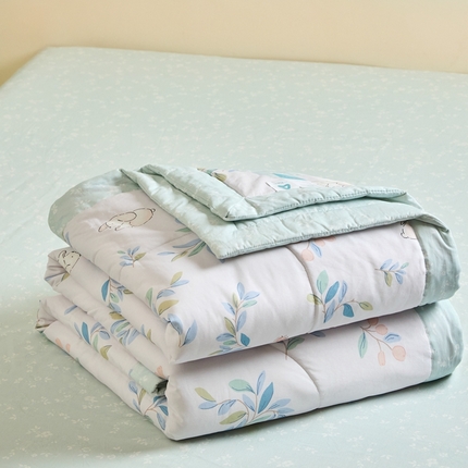 珂博家纺2025新款亲肤全棉印花夏被 兔兔乐园