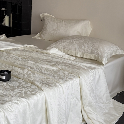 91家纺网 家纺一手货源 找家纺 （总）鹿班家居 2025新款60S莱赛尔提花夏被-闲月秋桂【标准会员-20元】