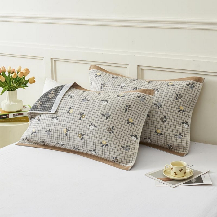 91家纺网 家纺一手货源 找家纺 2025新款纯棉加厚精梳棉纱布枕巾 花韵-浅咖 52*78cm/对