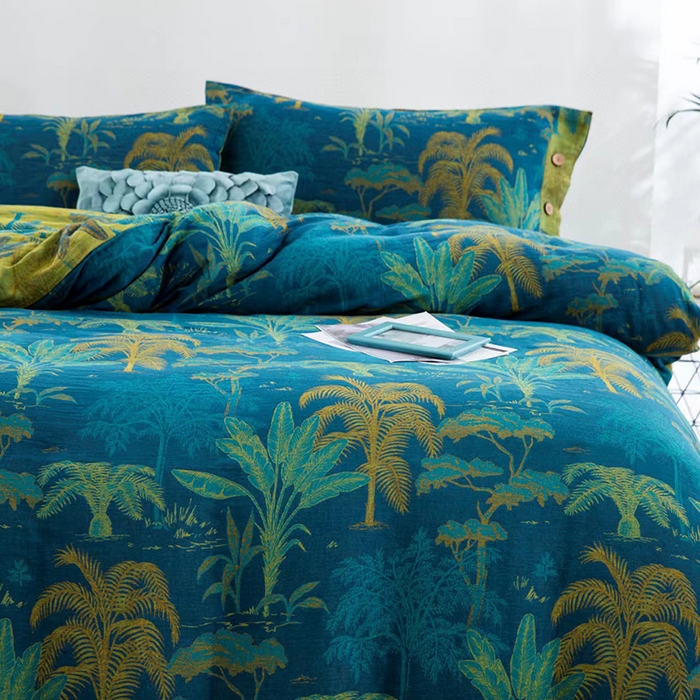 91家纺网 家纺一手货源 找家纺 双层纱家居 2025新款浅色系列双层纱四件套 奇幻丛林蓝