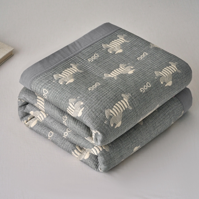 91家纺网 家纺一手货源 找家纺 棠薇家纺2025新款简约风多功能纱布盖毯纱布毯子毛巾被床盖沙发巾单毯枕巾枕套三件套 腊肠小狗