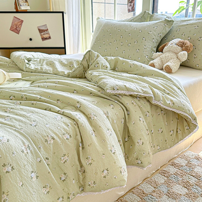 91家纺网 家纺一手货源 找家纺 创优  2025新款有氧双层纱小清新印花小花边夏被夏凉被可机洗空调被子被芯 素雅茶绿