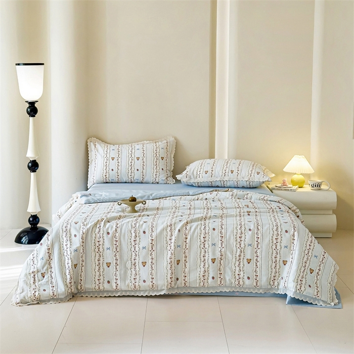 91家纺网 家纺一手货源 找家纺 2025新款全棉花边大豆夏被四件套 弗朗妮