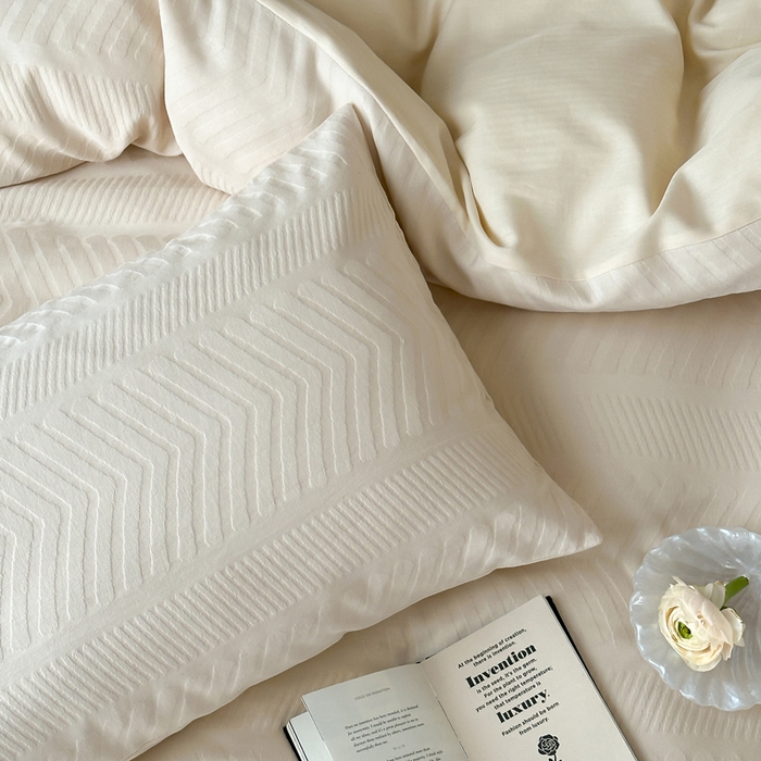 91家纺网 家纺一手货源 找家纺 例外Home 2025新款全棉提花四件套-鱼骨纹 鱼骨纹-米白