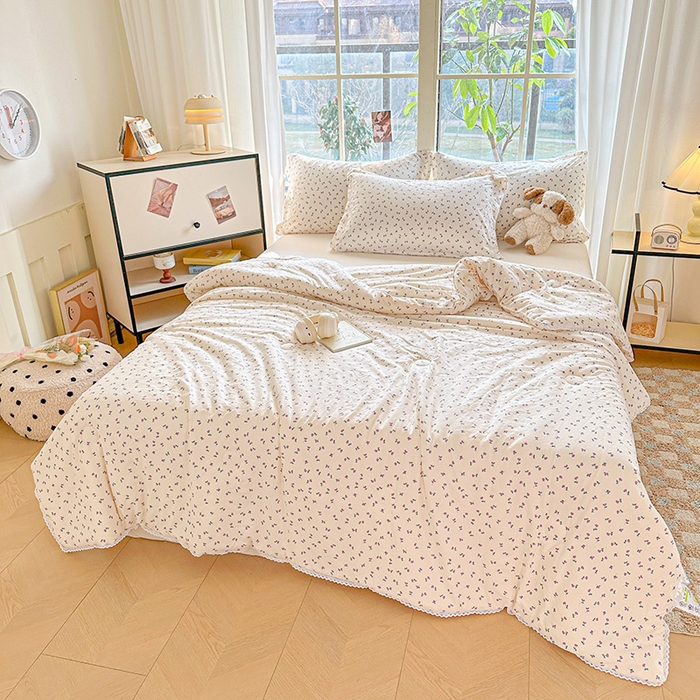 91家纺网 家纺一手货源 找家纺 创优  2025新款有氧双层纱小清新印花小花边夏被夏凉被可机洗空调被子被芯 小花野 紫