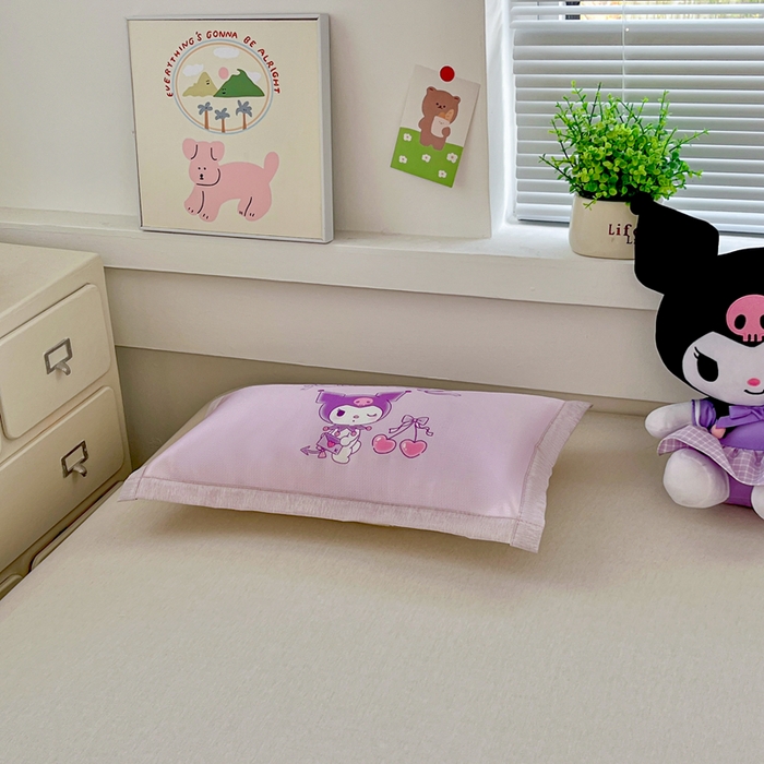 91家纺网 家纺一手货源 找家纺 博雅2025新款三丽欧冰丝单枕套 樱桃库洛米