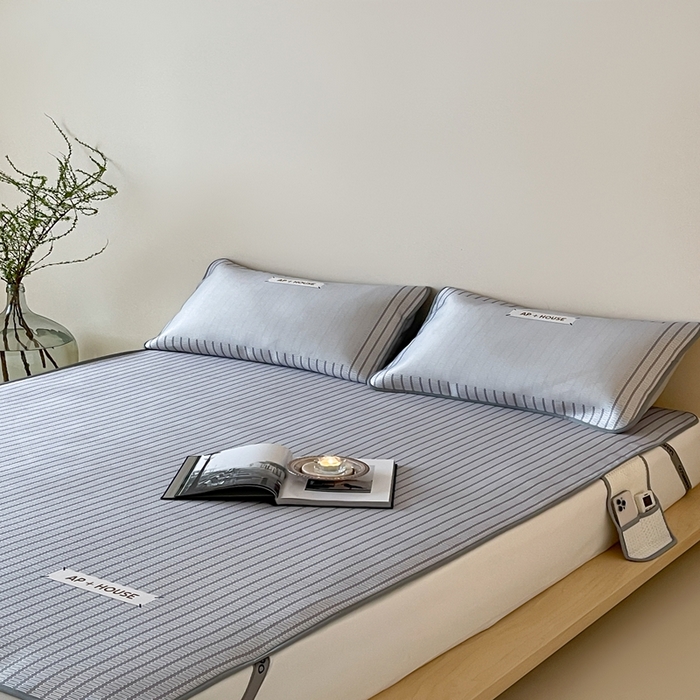 91家纺网 家纺一手货源 找家纺 （总）三味舒屋 2025新款时尚简约小年轻专属900D高端养生印花冰藤凉席