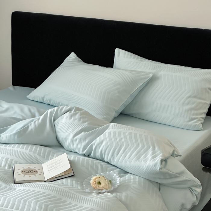 91家纺网 家纺一手货源 找家纺 例外Home 2025新款全棉提花四件套-鱼骨纹 鱼骨纹-水森林