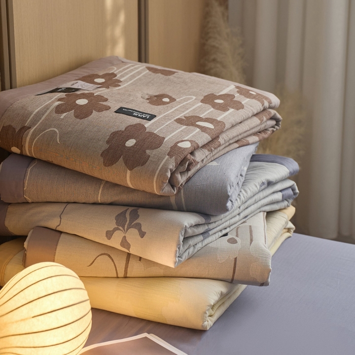 91家纺网 家纺一手货源 找家纺 莱福仕家纺 2025新款水洗棉色织大提花夏被  （控价150*200不低于199 200*230不低于219） 组合