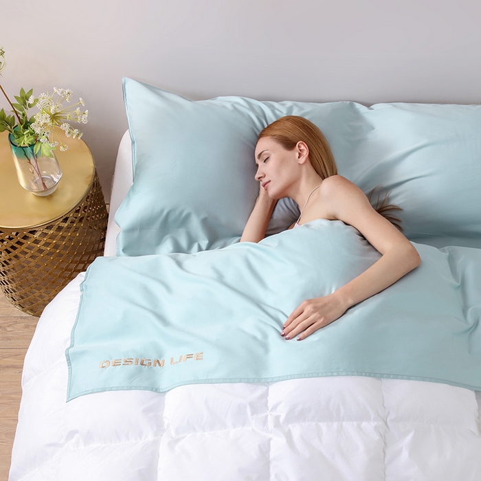 91家纺网 家纺一手货源 找家纺 佳汐蓝家纺 2025新款60支全棉纯色隔脏睡袋 丛林蓝