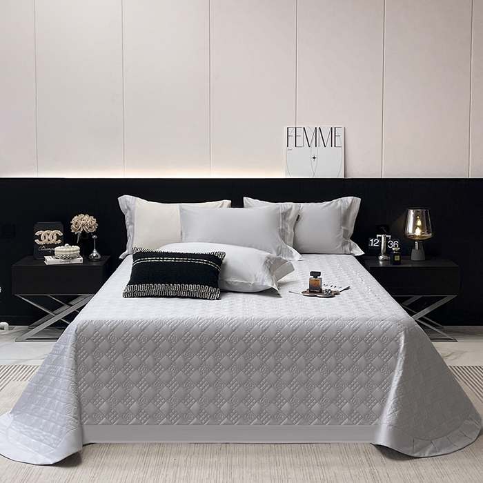 91家纺网 家纺一手货源 找家纺 春夏A类长绒棉夹棉床盖床笠四件套全棉纯棉纯色绗绣四季款保护罩高级感床上用品 瑾雅-蔓帝灰