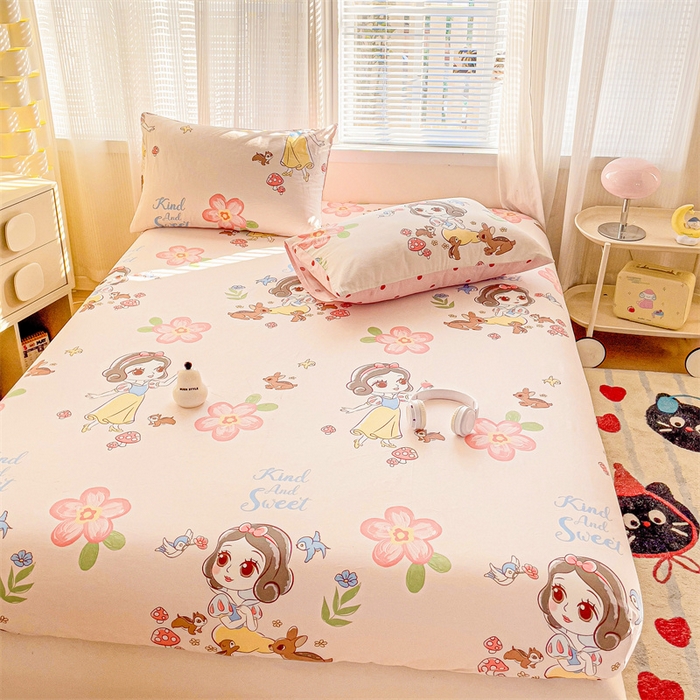 91家纺网 家纺一手货源 找家纺 名兮家居 2025新款正版授权经典奥特曼-三丽鸥全棉印花床笠 白雪公主