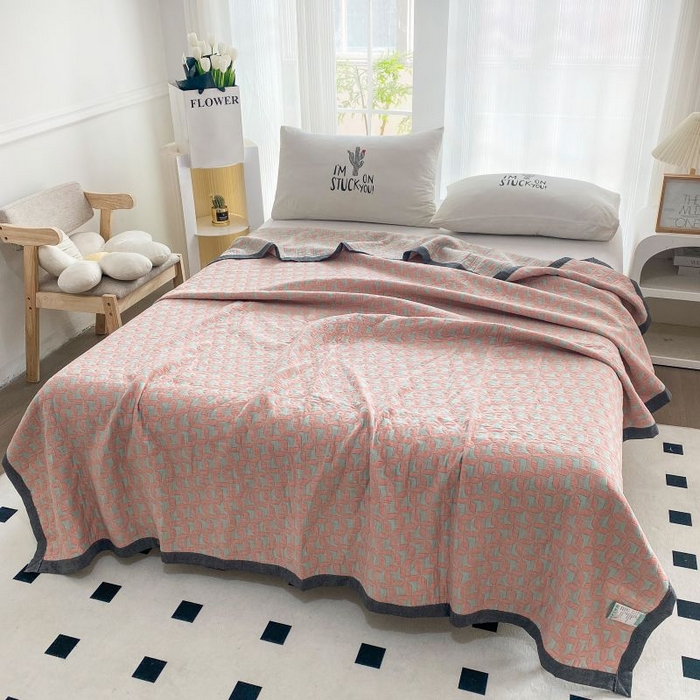 91家纺网 家纺一手货源 找家纺  2025新款a类全棉三层纱多功能毛巾被盖毯床单夏被空调被 风车粉