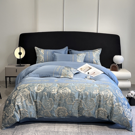91家纺网 家纺一手货源 找家纺 金阳光家纺 2025新款金丝提花浮雕水洗天丝四件套 花絮-蓝