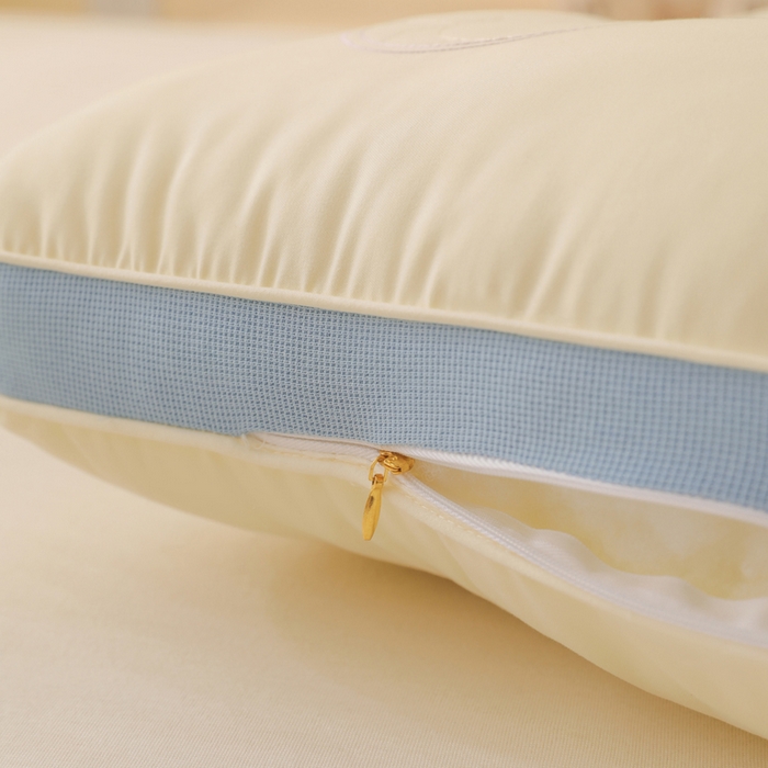 91家纺网 家纺一手货源 找家纺 （总）大熊枕芯 2025新款云感柔羽丝绒卡通刺绣枕芯