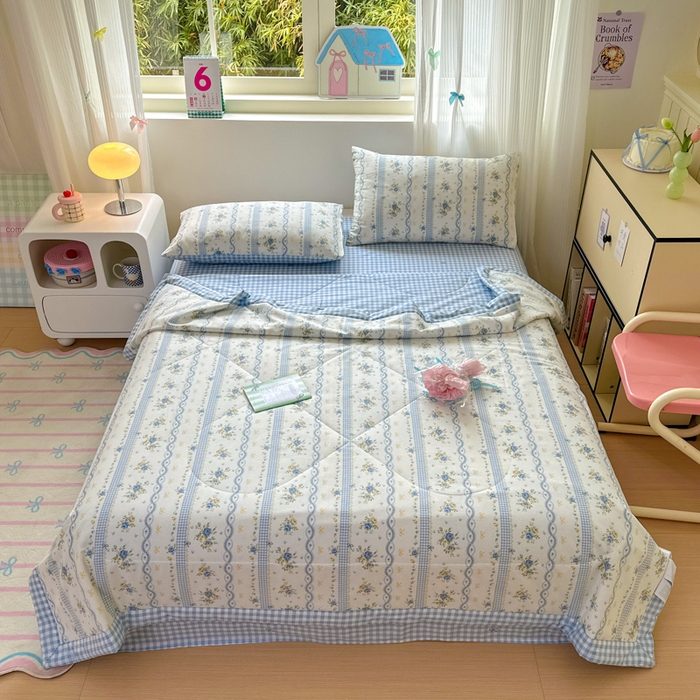 91家纺网 家纺一手货源 找家纺 曼之夏 2025新款全棉印花夏被四件套 蓝铃