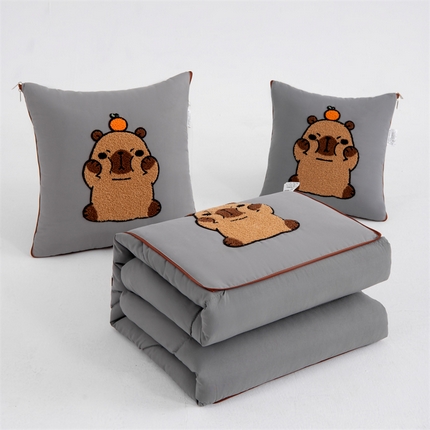 宝马家纺（原梦童画）2025新款卡皮巴拉四季款磨毛毛巾绣抱枕被 高级灰