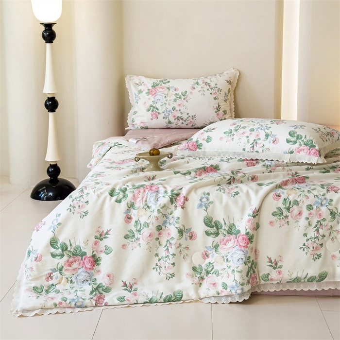 91家纺网 家纺一手货源 找家纺 2025新款全棉花边大豆夏被四件套 可妮露