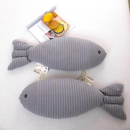 91家纺网 家纺一手货源 找家纺 枕之坊2025新款年年有鱼纯荞麦枕枕头枕芯 紫色 24x55x70cm/只