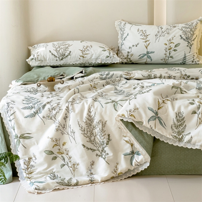 91家纺网 家纺一手货源 找家纺 2025新款全棉花边大豆夏被四件套 春涧