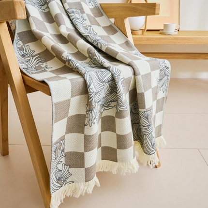 91家纺网 家纺一手货源 找家纺   2025新款A类全棉提纱多层纱布流苏浴巾 仕马格-灰