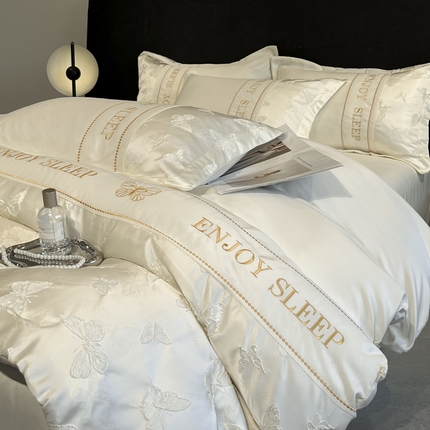 金阳光家纺 2025新款金丝提花浮雕水洗天丝四件套 福蝶-白