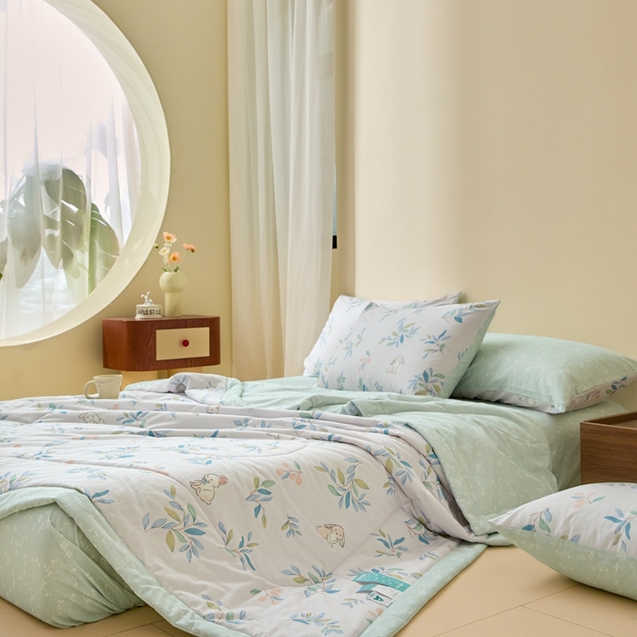 91家纺网 家纺一手货源 找家纺 珂博家纺2025新款亲肤全棉印花夏被 兔兔乐园