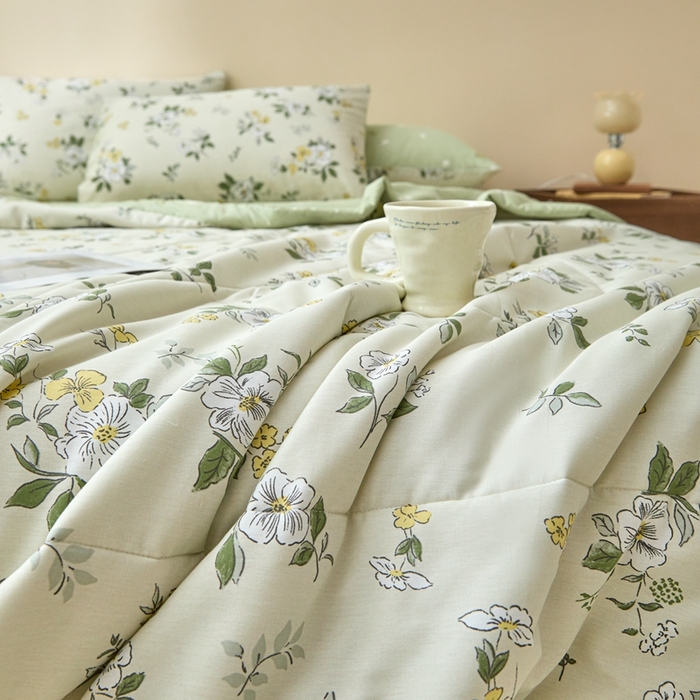 91家纺网 家纺一手货源 找家纺 珂博家纺2025新款亲肤全棉印花夏被 花香雪