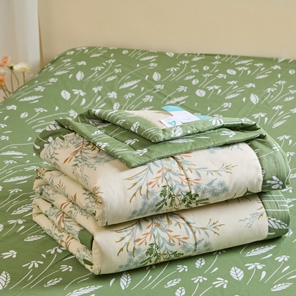 91家纺网 家纺一手货源 找家纺 珂博家纺2025新款亲肤全棉印花夏被 小情调