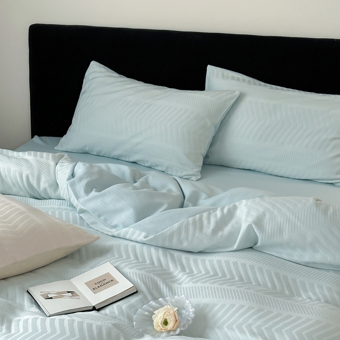 91家纺网 家纺一手货源 找家纺 例外Home 2025新款全棉提花四件套-鱼骨纹 鱼骨纹-水森林