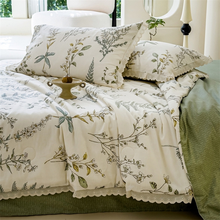 91家纺网 家纺一手货源 找家纺 2025新款全棉花边大豆夏被四件套 春涧