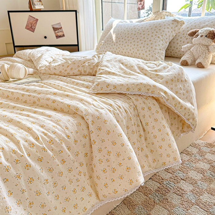 91家纺网 家纺一手货源 找家纺 创优  2025新款有氧双层纱小清新印花小花边夏被夏凉被可机洗空调被子被芯 橘子海