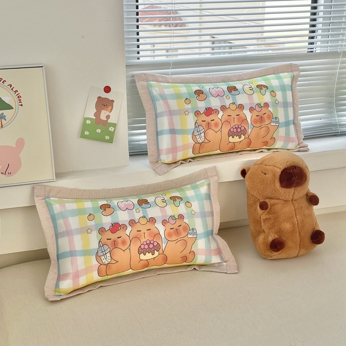 91家纺网 家纺一手货源 找家纺 博雅2025新款冰丝单枕套三丽欧，宇航员，卡皮 派对卡皮巴拉