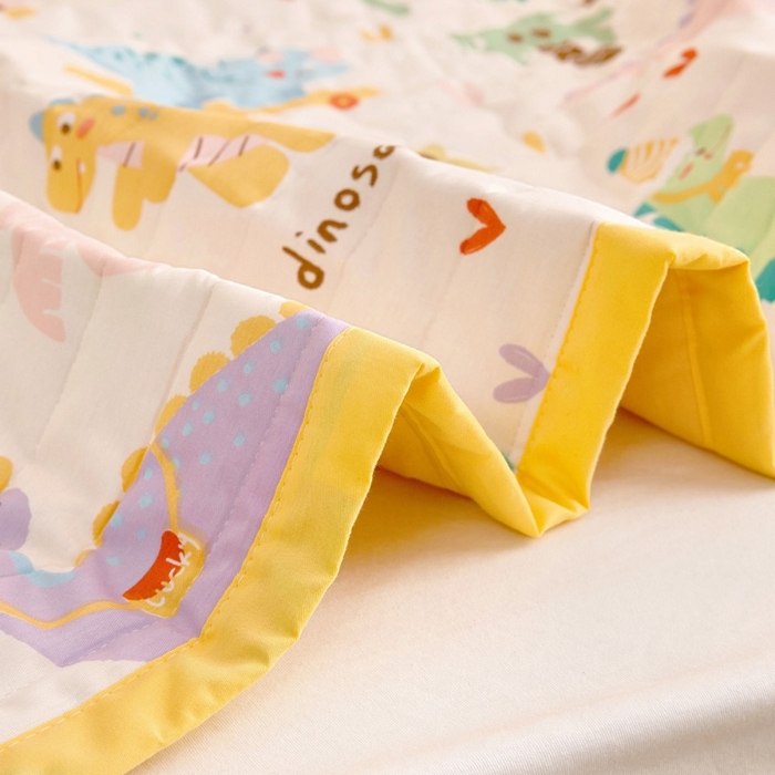 91家纺网 家纺一手货源 找家纺 梵赫   2025新款全棉卡通夏被 奇妙之旅