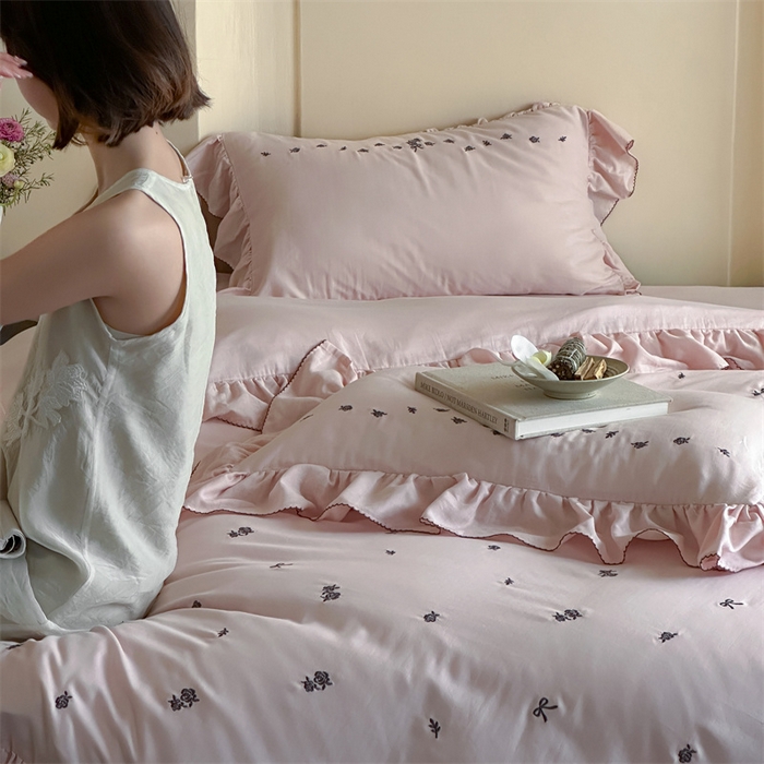 91家纺网 家纺一手货源 找家纺 （总）名品优仓 2025新款纯棉水洗棉双层纱提花韩版花边四件套 玫瑰故事