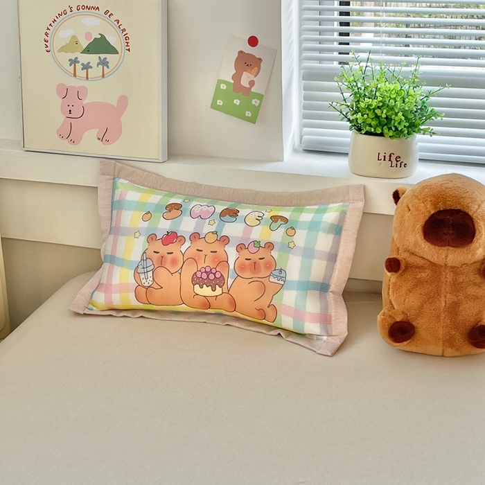 91家纺网 家纺一手货源 找家纺 博雅2025新款冰丝单枕套三丽欧，宇航员，卡皮 派对卡皮巴拉