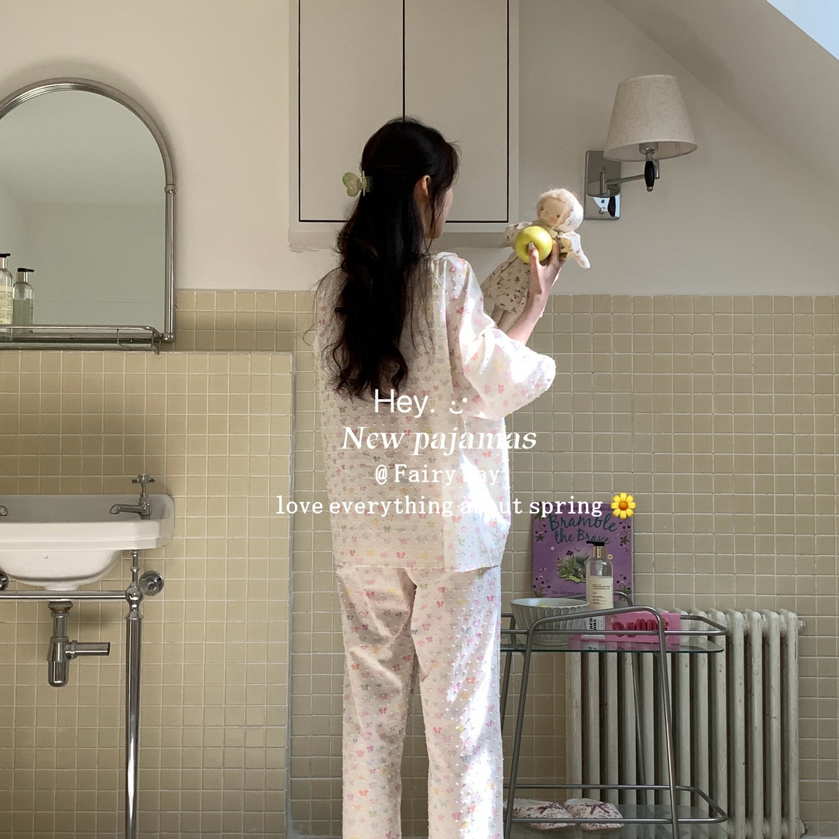 91家纺网 家纺一手货源 找家纺 （总）妍景家居生活馆 2025新款草莓兔棉纱睡衣套装