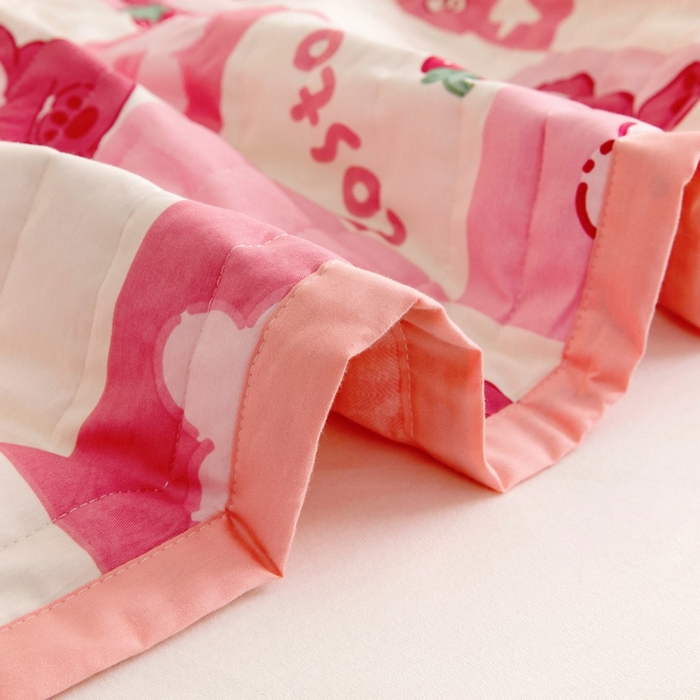 91家纺网 家纺一手货源 找家纺 梵赫   2025新款全棉卡通夏被 甜莓日记