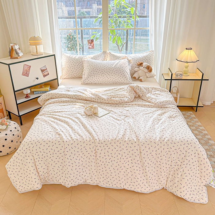 91家纺网 家纺一手货源 找家纺 创优  2025新款有氧双层纱小清新印花小花边夏被夏凉被可机洗空调被子被芯 小花野 紫