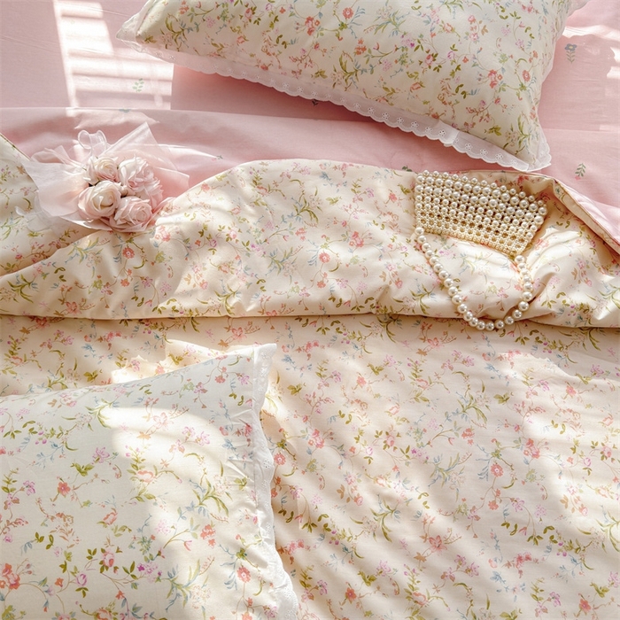 91家纺网 家纺一手货源 找家纺 2025新款全棉花边大豆夏被四件套 花蔓梦境