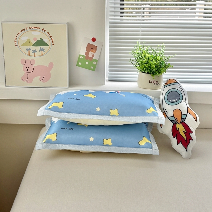 91家纺网 家纺一手货源 找家纺 博雅2025新款冰丝单枕套三丽欧，宇航员，卡皮 星星宇航员